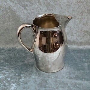 Vintage Silver Plate Water / Beverage Pitcher