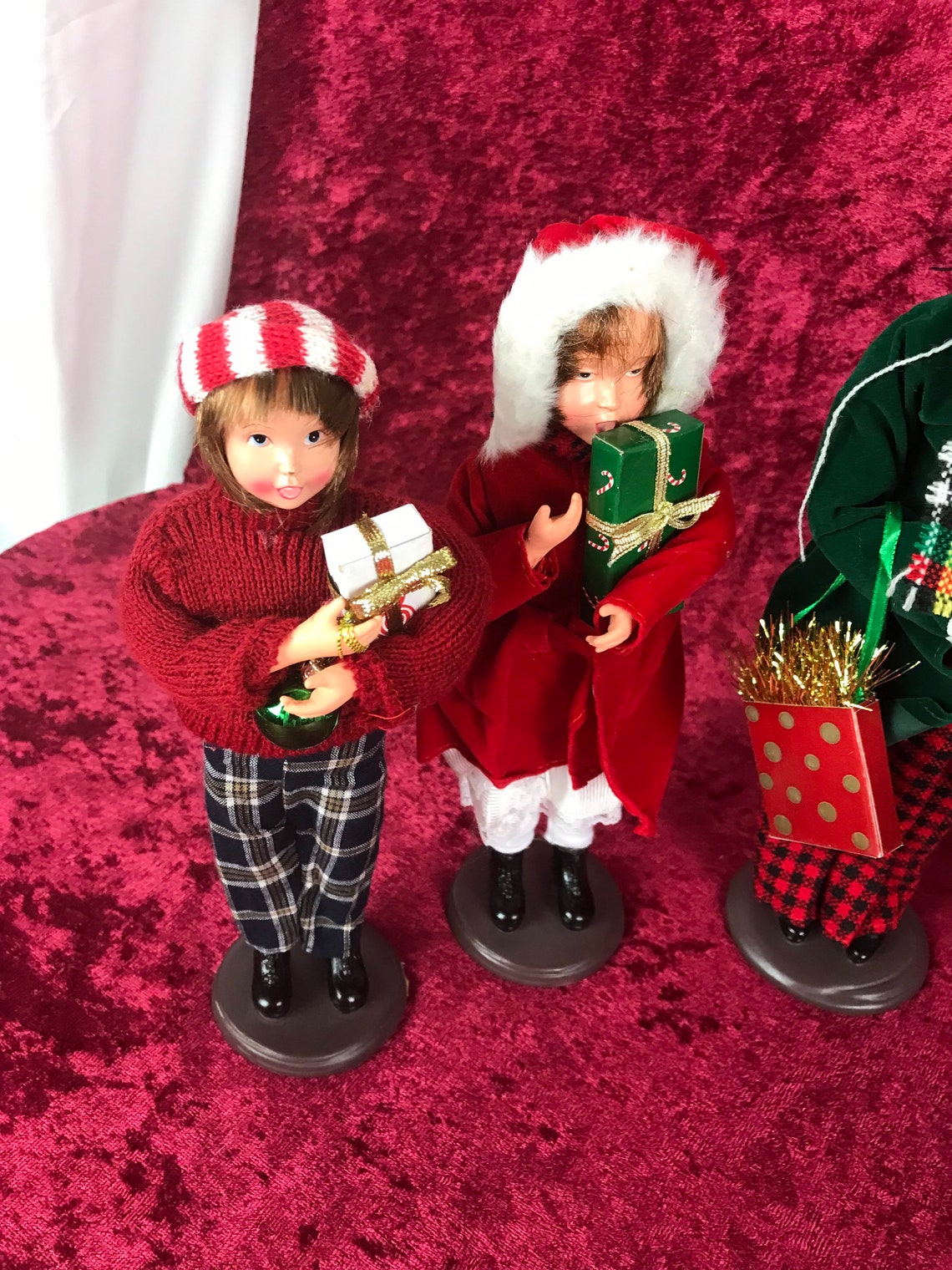 Christmas Caroler Figurines Set of Six Etsy Christmas Caroler Figurines