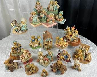 Pristine Cherished Teddies Collection of Twenty Two from Enesco, Larger Figurines
