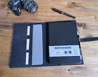Protège agenda personnalisable, fabriqué artisanalement à la main en tissu de liège