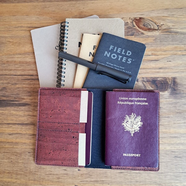 Customizable passport cover, Hand-crafted in cork fabric, Several colors available, Minimalist durable wallet, Gift for a trip