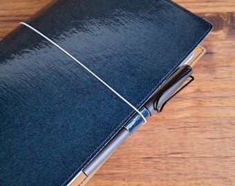 Porte-carnet de voyage minimaliste et durable faite main avec du papier lavable bleu, Végan, Ecologique, Durable