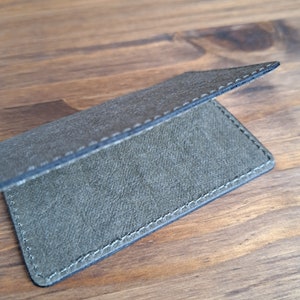 Card holder handmade with eco-friendly and vegan washable paper, Personalized business card case image 4