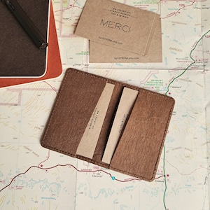 Tarjetero minimalista, hecho a mano con papel lavable, Estuche para tarjetas de visita personalizable, Regalo para mujer, Regalo para hombre