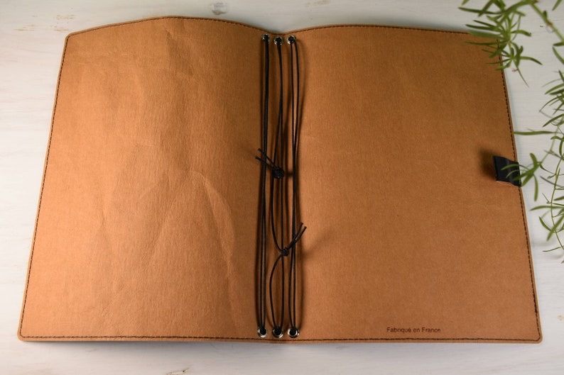 Protège-carnet de voyage minimaliste et durable, fait à la main en papier lavable, Végan et durable, Ecologique image 5