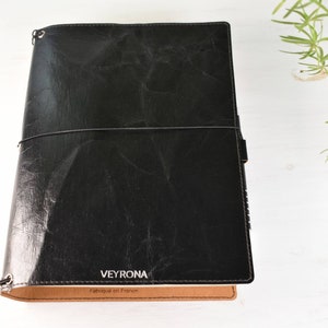 Protège-carnet de voyage minimaliste et durable, fait à la main en papier lavable, Végan et durable, Ecologique SHINY BLACK