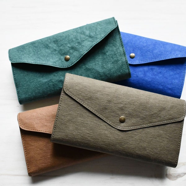 Companion wallet handcrafted with eco-friendly washable paper, available in several colors, Vegan travel wallet, Gift for her