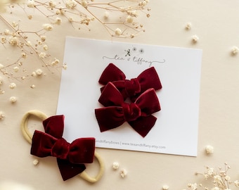 Red Velvet Ribbon Bows // Christmas Bows, Hand Tied Baby Bows, Newborn Baby Bows, Girls Bows, Baby Headbands, Baby Hair Clip.