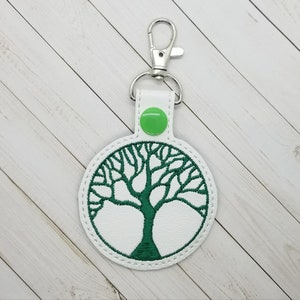 Tree of Life DIGITALE borduurbestand, In De Hoepel 4x4 Sleutelhanger, Snap tab, Sleutelhanger,, Borduurwerk Ontwerp, Leuke Dingen