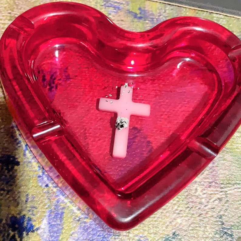 Heart Resin Cute Ashtray, Pink Ashtray, Resin Ashtray, Handmade Ashtray