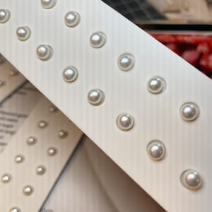 Classic freshwater paired pearl/ white Mabe pearl with half hole