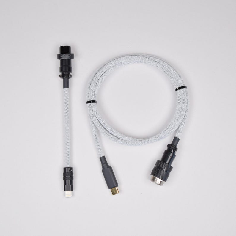 CustomCableCo Charging Cable - Thumbnail 4