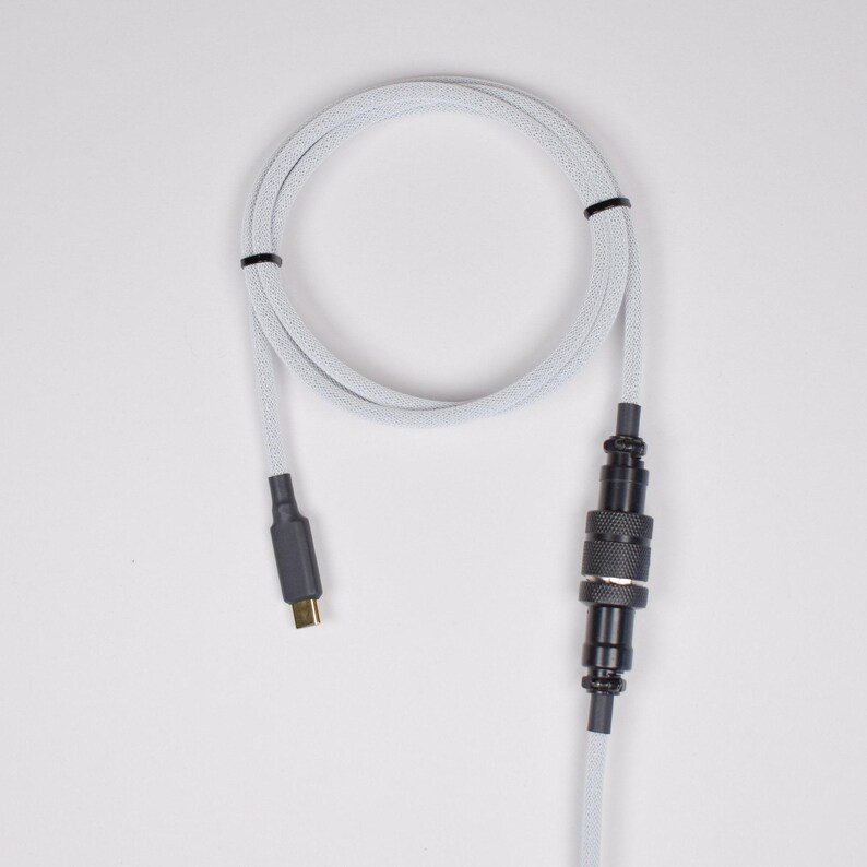 CustomCableCo Charging Cable - Thumbnail 2