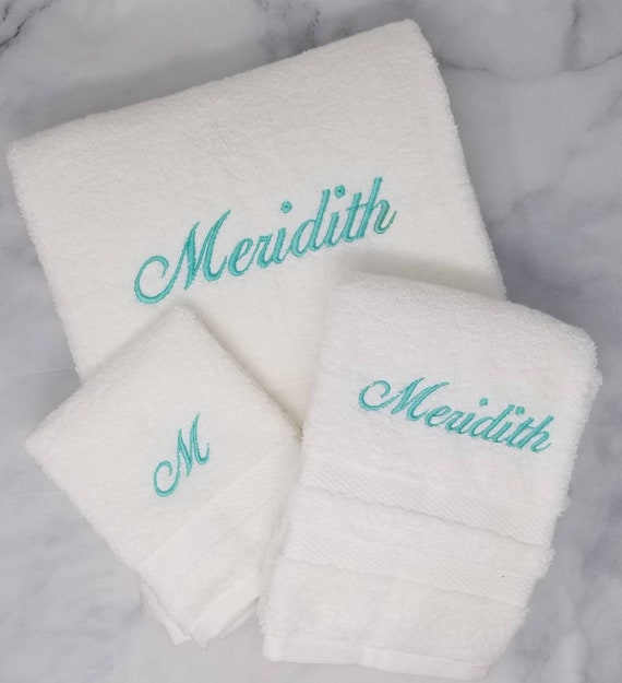 Monogrammed Bath Towel Set Personalized Bath Towel Etsy
