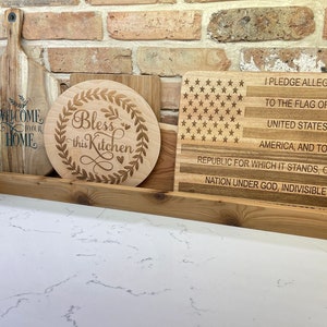 Cutting board holder