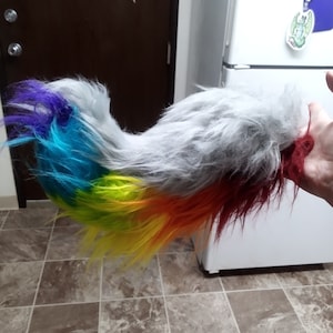 Duma futrzany ogon duma flaga wesoły bi trans niebinarny pan poliseksualny genderfluid