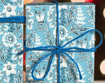 Vintage Blue Floral Pattern Wrapping Paper Roll, Soft Blue Christmas Gift Wrap Rolls, Cottagecore, Folk, Classoc Winter Holiday