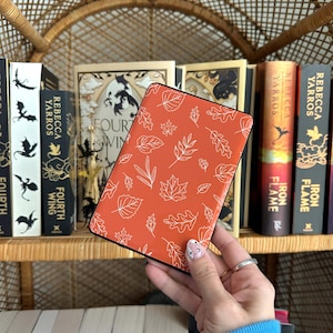 Duo Rust Leaf Kindle Skin | Kindle Vinyl Cover | Kindle Decal | Kindle Accessory | Bookish Gifts