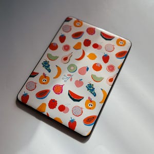 Juicy Reads Kindle Skin | Kindle Vinyl Cover | Kindle Decal | Kindle Accessory | Bookish Gifts