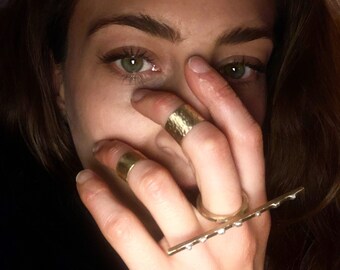 Cleopatra Mid-finger Ring