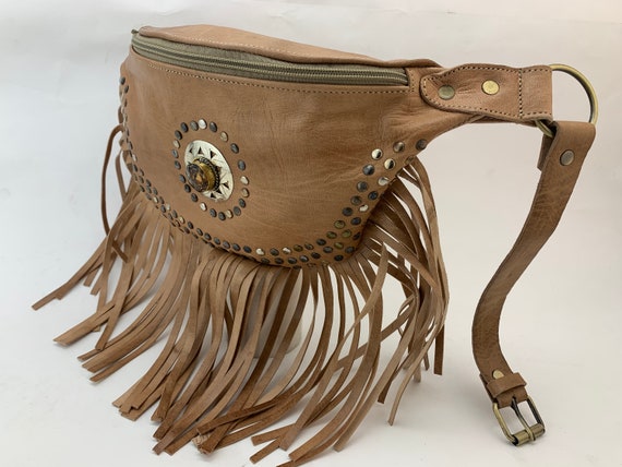 Wanneer wees onder de indruk Verstrikking Hippie heuptasje omzoomd lederen heuptasje boho lederen - Etsy België Wanneer wees onder de indruk Verstrikking Hippie heuptasje omzoomd lederen heuptasje boho lederen - Etsy België