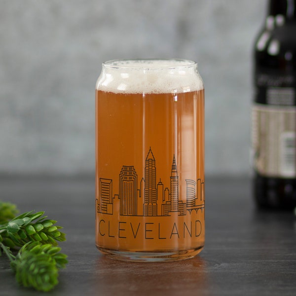 CLEVELAND, OHIO Skyline Can Beer Glass