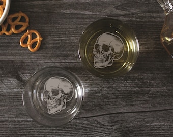 Engraved Skull Whiskey Glass Set – Sand-Carved Rocks Glass, Barware Gift