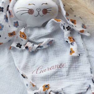 Doudou personnalisé, doudou plat lange ,double gaze cadeau de naissance. image 7