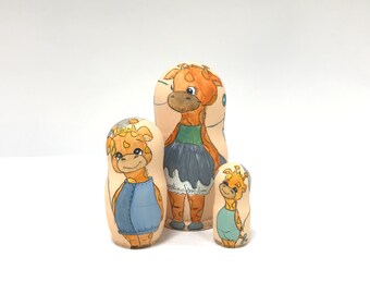 giraffe nesting dolls