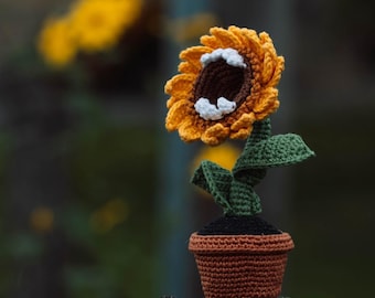 Crochet Monster Sunflower PATTERN, Halloween spooky man-eating plant, Amigurumi creepy fake plant in a pot PDF pattern