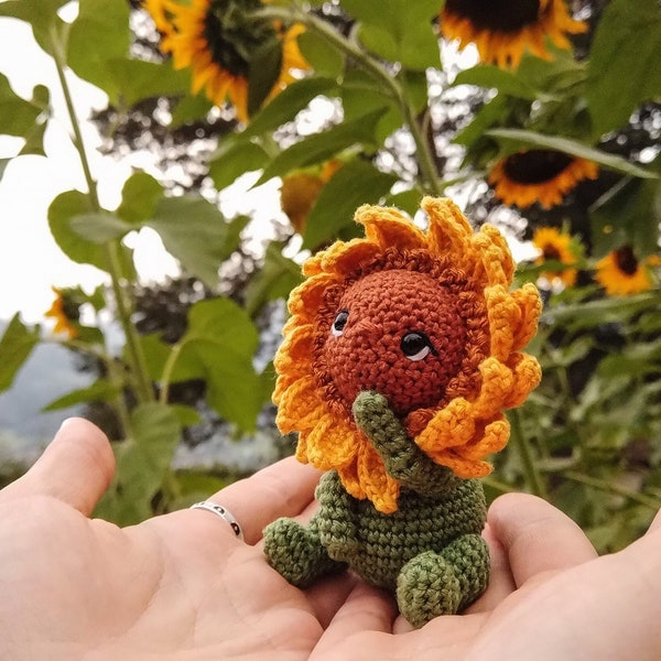 Crochet Sunflower PATTERN, Amigurumi flower baby doll, Fake plant PDF pattern