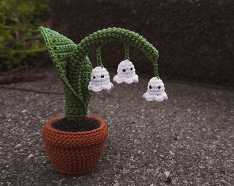 Crochet flower PATTERN Lily of the Valley, Halloween wee Ghost flower decoration, Amigurumi fake creepy plant in a pot PDF pattern
