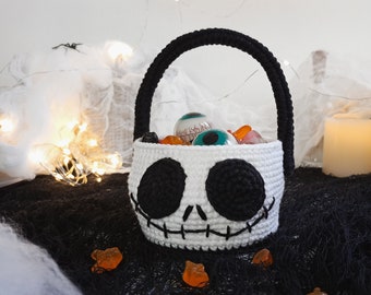 Crochet PATTERN Halloween Candy Basket, Skull Candy Bowl, Amigurumi Halloween decor PDF pattern