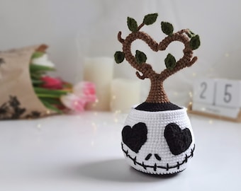 Crochet Heart Plant PATTERN, Amigurumi skull planter, Valentine's Fake plant PDF pattern