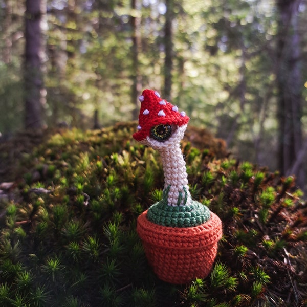 Crochet mushroom PATTERN, Halloween decor fake plant in a pot, Creepy amigurumi PDF pattern