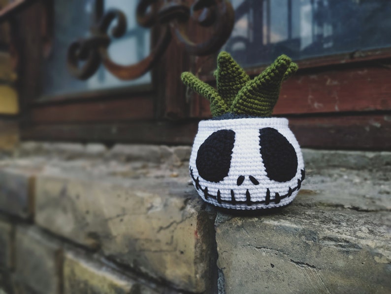 Halloween Crochet Pattern Succulent, 2 in 1 Jack O Lantern PDF pattern image 7