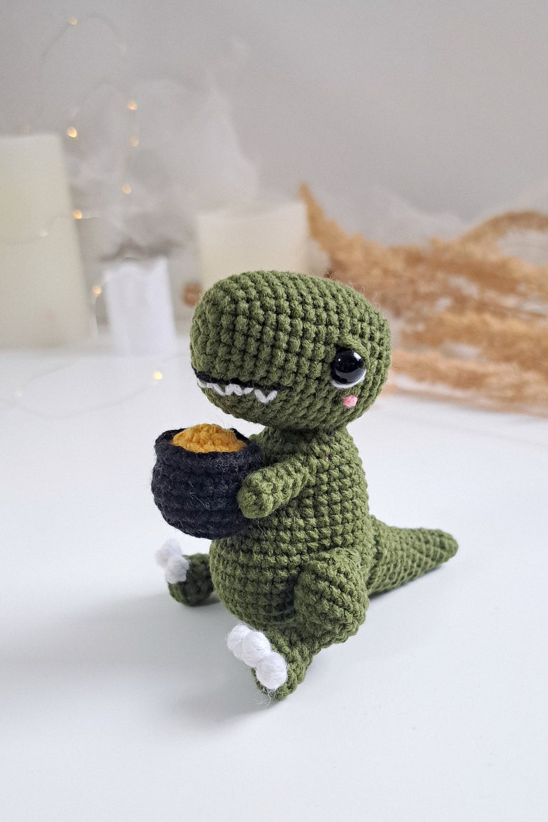 Crochet Dino PATTERN Set 2 in 1, Crochet Easter decor, St Patrick's Day PDF pattern image 4