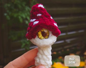 Crochet small mushroom PATTERN, All-Seeing Mushroom Spooky Keychain PDF pattern