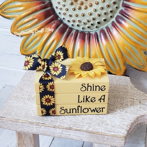 Sunflower Mini Book Stack/ Late Summer/ Fall/Tier Tray Decor/Farmhouse/A BayCountry Original Design