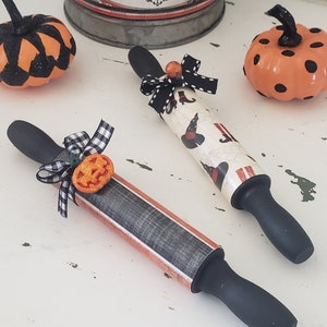No. R300 HALLOWEEN - Rolling Pin, Embossed rolling pin