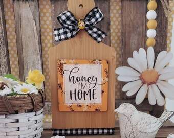 Bee Themed Mini Cutting Board/Mini Charcuterie Board/Honey I'm Home/Summer/ Tiered Tray Decor/Farmhouse