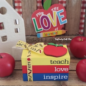 Back to School Mini Book Stack/Teach Love Inspire/Apple/Teacher Gift/Tiered Tray Decor/Classroom Accent/Personalize Teacher&#39;s Name