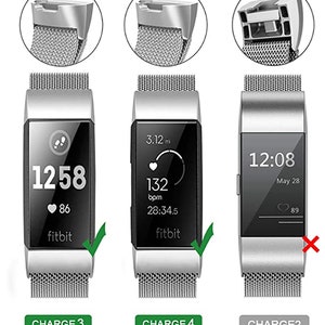 K&ouml;nnte beinhalten: Ein Vergleich von drei verschiedenen Fitbit-Armb&auml;ndern. Die Armb&auml;nder sind alle aus silbernem Metallgeflecht und haben einen magnetischen Verschluss. Das erste Armband ist mit dem Charge 3 kompatibel, das zweite Armband mit dem Charge 4 und das dritte Armband mit dem Charge 2.