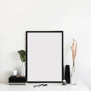 Black Oak Picture Frame: Thin Modern Scandinavian Style