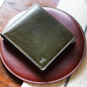 Handmade Leather Bifold Wallet – Slim Minimalist Men's Wallet – Genuine Leather Gift for Him – Rustic, Durable, Everyday Carry (EDC)