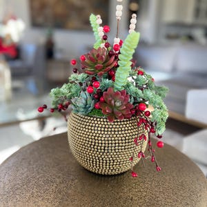Wunderschönes künstliches Sukkulenten Arrangement
