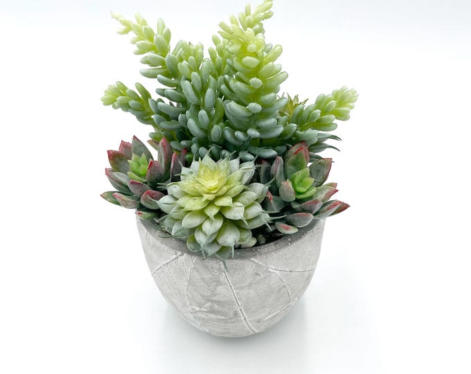 Beautiful faux succulent arrangement