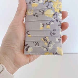 Minimalist Small Wallet with Pin Tucked Design Card Holder- floral /grey