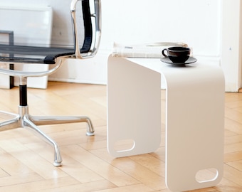 UNIOTTO1 classy side table