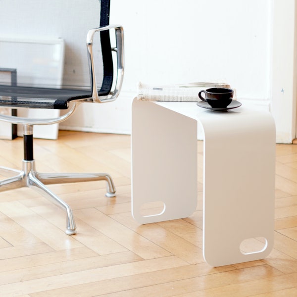 UNIOTTO1 tabouret minimal ou table d'appoint